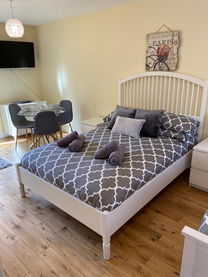 The Ashton Gate Mews Hotel Bristol Buitenkant foto