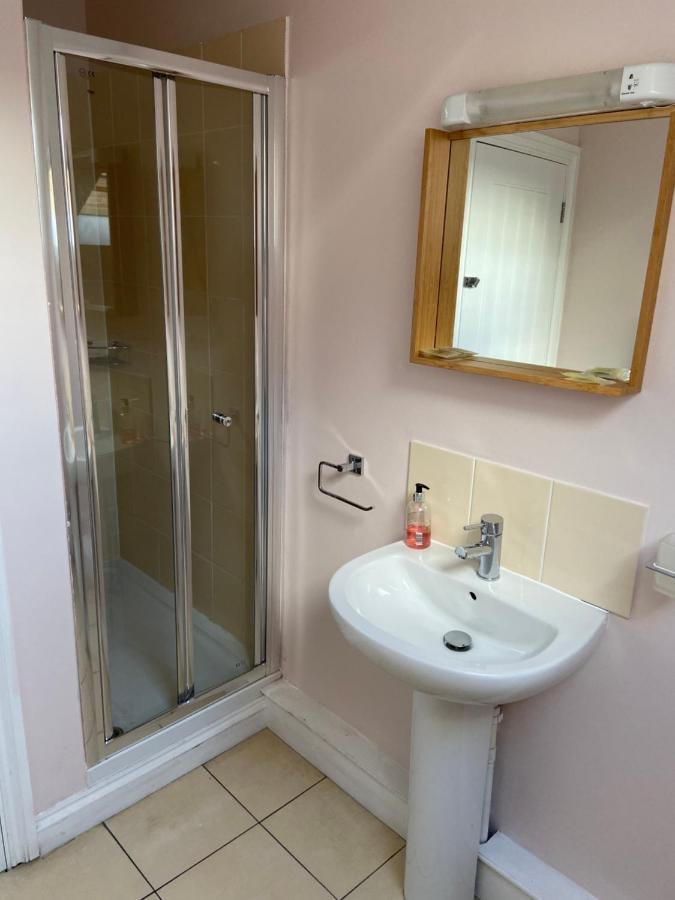 The Ashton Gate Mews Hotel Bristol Buitenkant foto